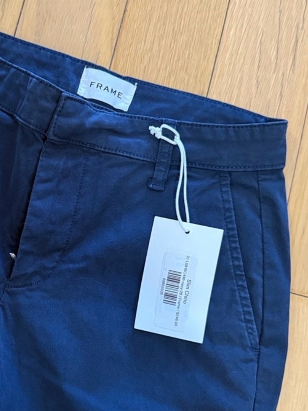 MEN’s Frame Slim Chino in Navy size 28 NWT